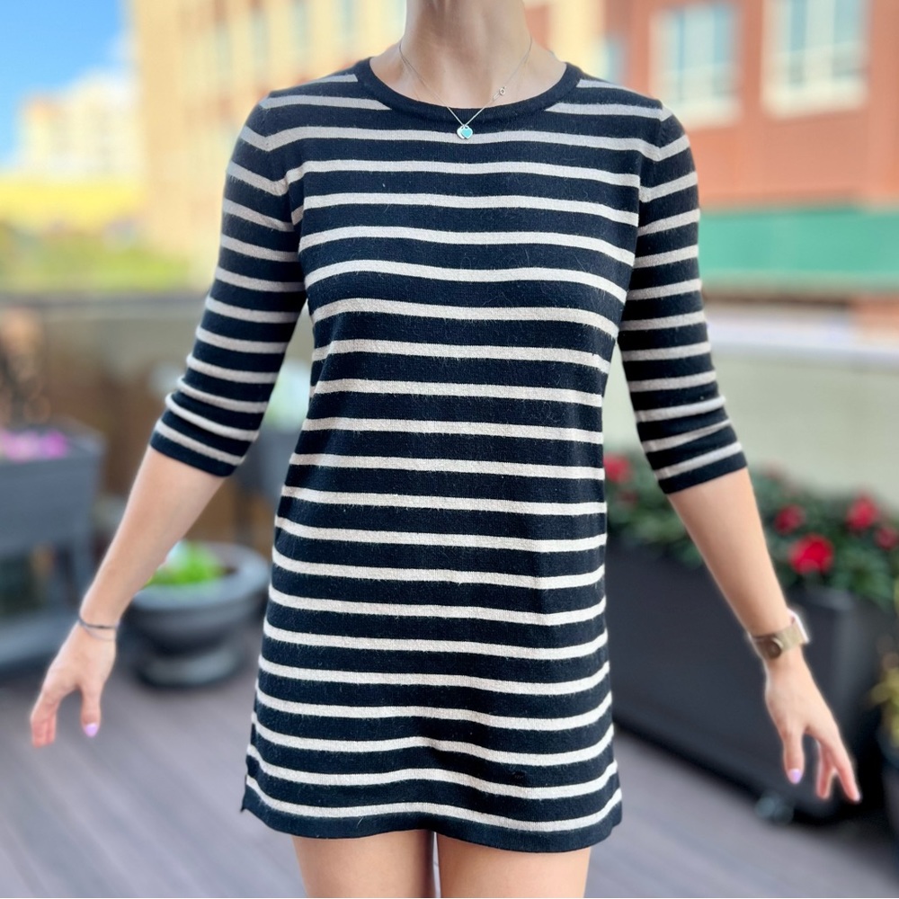 FOREVER 21 3/4 Sleeves Pullover Black & Beige Striped Sweater Dress Womens Small
